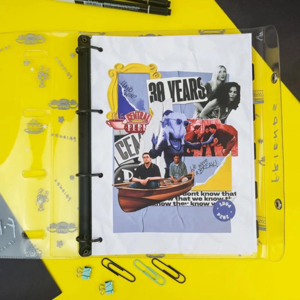 Caderno Argolado Universitario em PVC Cristal com 192 folhas Friends - Fechamento em Botão - Dac - Image 2